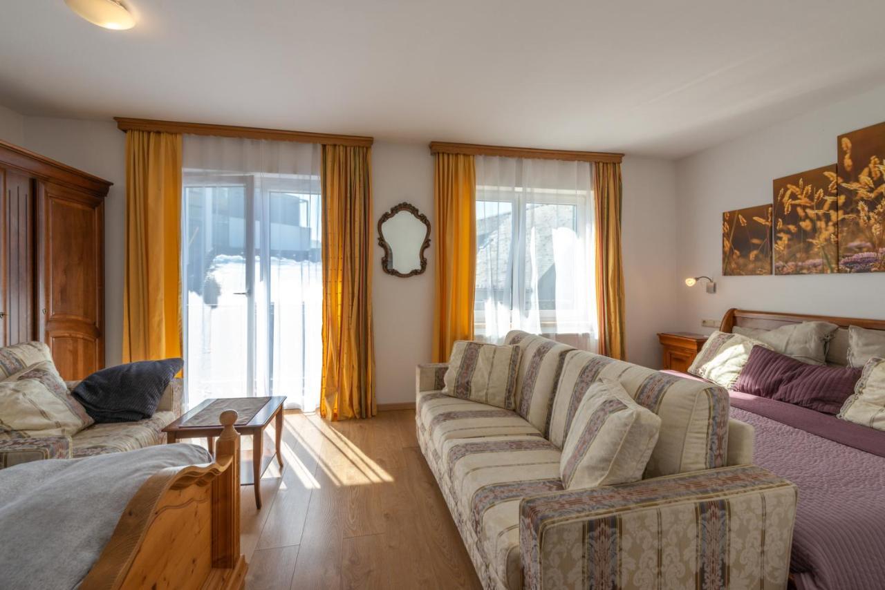 Platzhirsch Zur Alten Wagnerei Gastehaus Bed & Breakfast Sankt Wolfgang im Salzkammergut Bagian luar foto