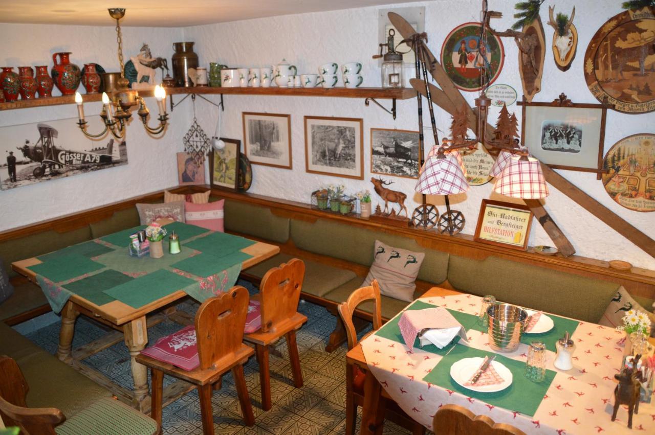 Platzhirsch Zur Alten Wagnerei Gastehaus Bed & Breakfast Sankt Wolfgang im Salzkammergut Bagian luar foto